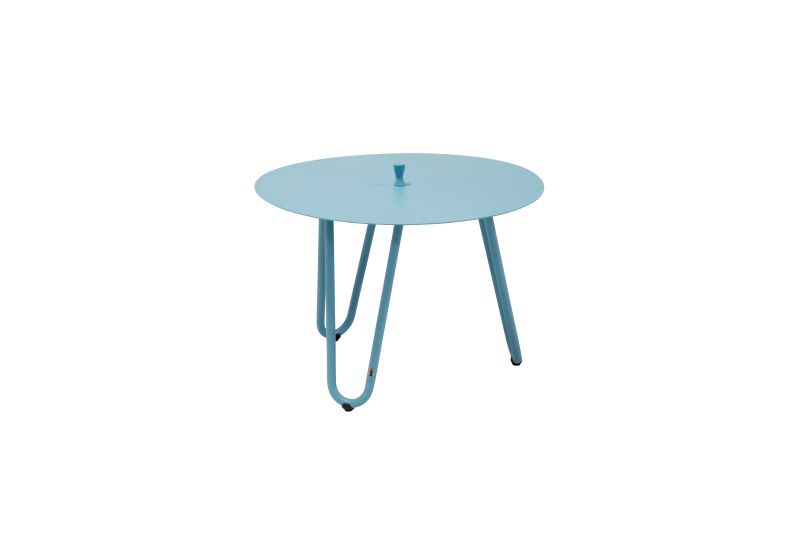 4 Seasons outdoor cool side coral table