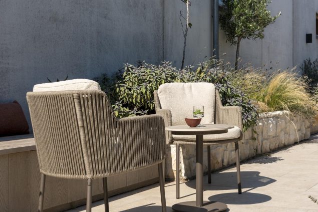 4 Seasons Outdoor Bernini bistro set terre met Boaz tafel