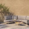 4 Seasons Outdoor Comino loungebank met Saba low dining tafel met Volta tafels