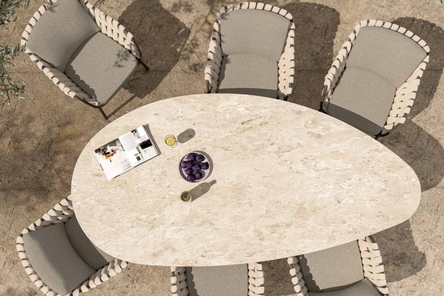 4 Seasons Outdoor Montera dining set terre met Arizona tafel kiezelvormig keramisch blad 240 x 120 cm - topview