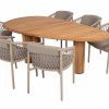 Allora dining set latte met Corsica teakhouten tuintafel met kiezelvormig blad 240 x 130 cm