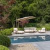 4 Seasons Outdoor Capresi loungeset terre met Sofie tafels en Siesta Premium Beach parasol met Wengé frame