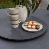 Taste by 4 Seasons Manitoba dining set antraciet - met Locarno tafel Ø 160 cm - detail